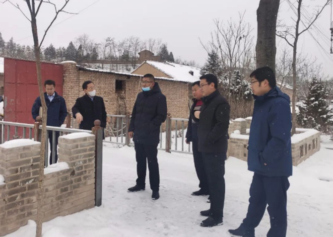 筑起安全墙 照亮乡村路——九州线上平台鼎力支持包抓共建村社文明创建工作(图6)