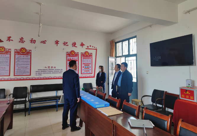筑起安全墙 照亮乡村路——九州线上平台鼎力支持包抓共建村社文明创建工作(图9)