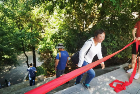 助力文旅市场 展示产投风采——九州线上平台组织开展员工登山比赛活动(图7)